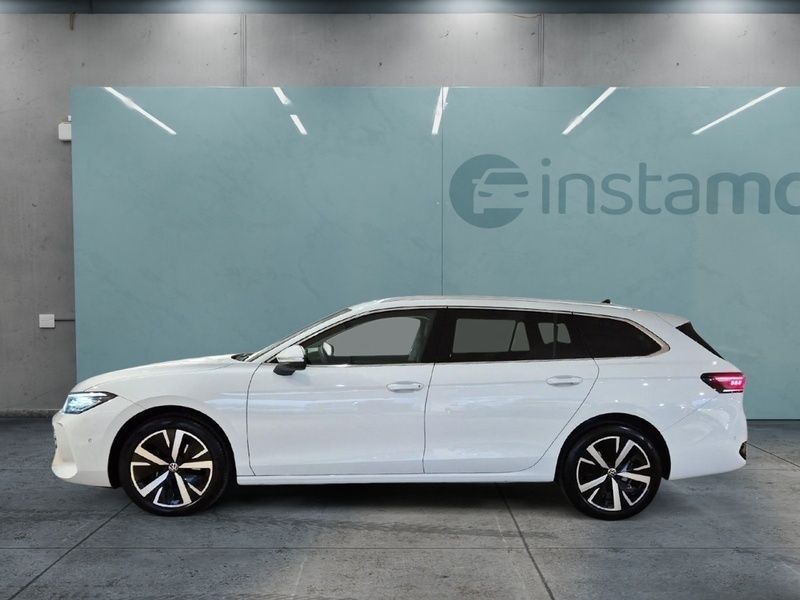 Gebraucht VW Passat Elegance 150 PS (110 kW) 2024 Weiß Kombi