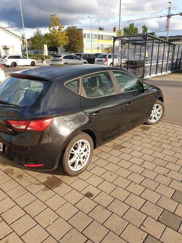 Second-hand Seat Leon I-Tech 105 CP (77 kW) 2014 Negru Hatchback