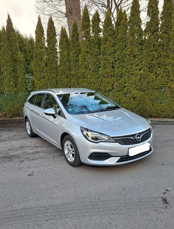Gebraucht Opel Astra 122 PS (89 kW) 2019 Silber Kombi