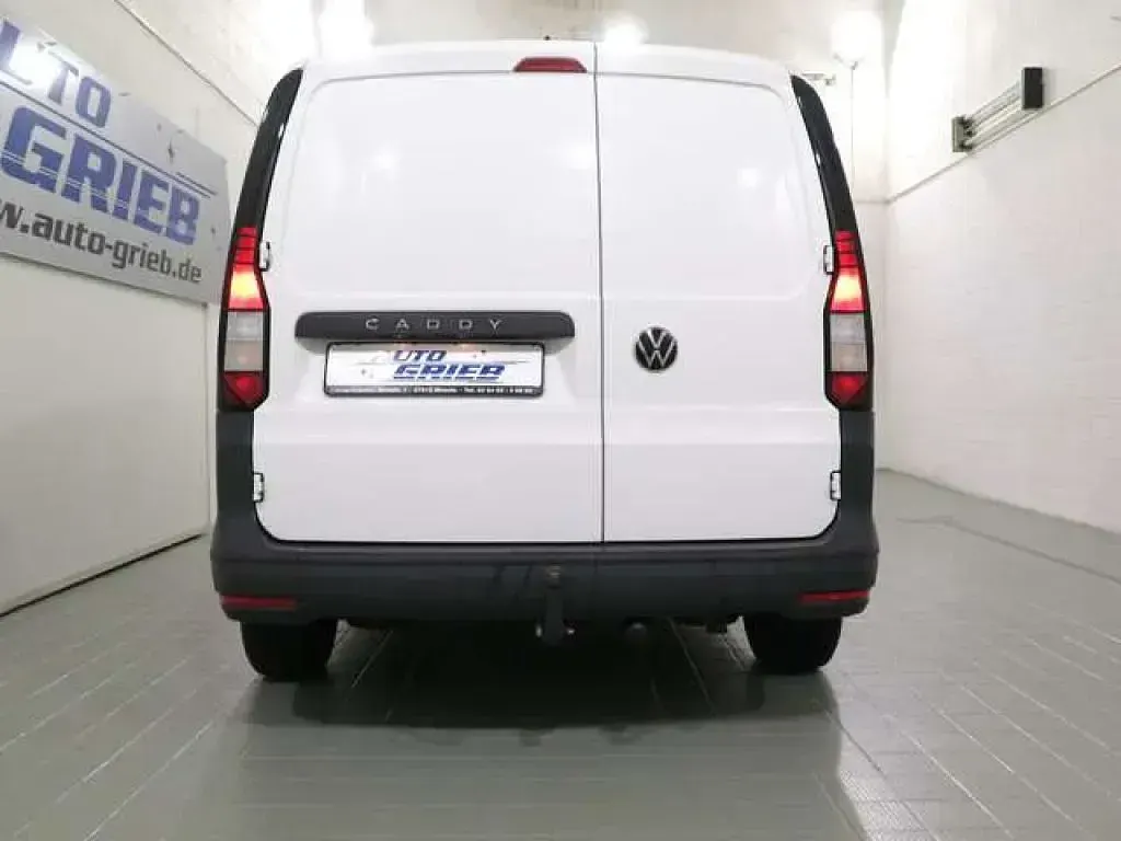Gebraucht VW Caddy Maxi 102 PS (75 kW) 2023 Candyweiß Van / Kleinbus