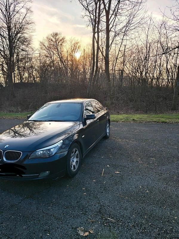 Gebraucht BMW 525 197 PS (144 kW) 2007 Schwarz Limousine