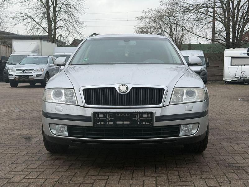 Gebraucht Skoda Octavia Elegance 140 PS (102 kW) 2008 Silber Kombi