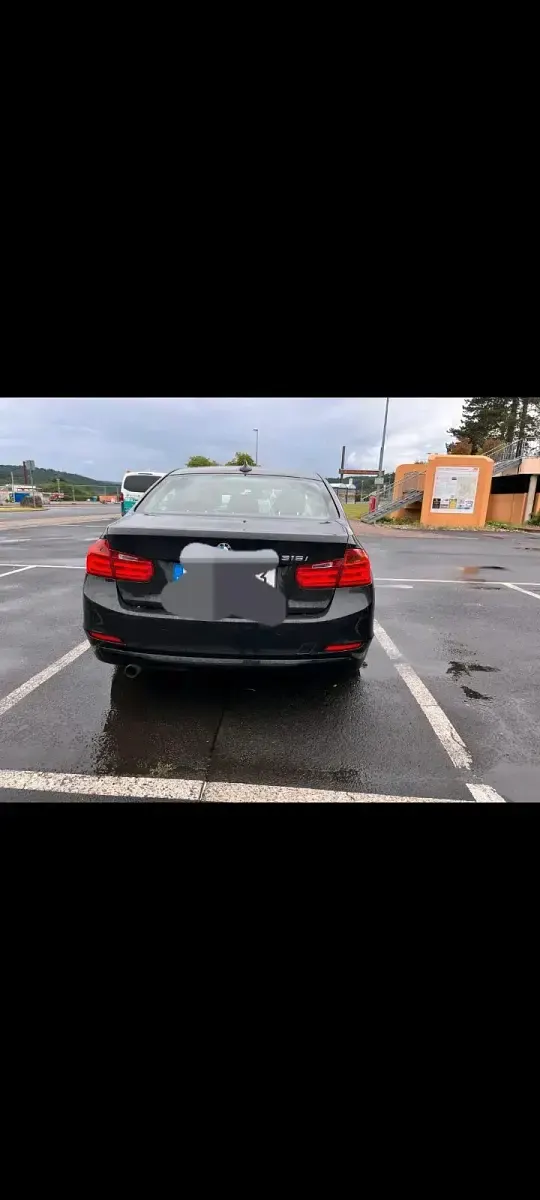 Gebraucht BMW 316 136 PS (100 kW) 2013 Schwarz Limousine