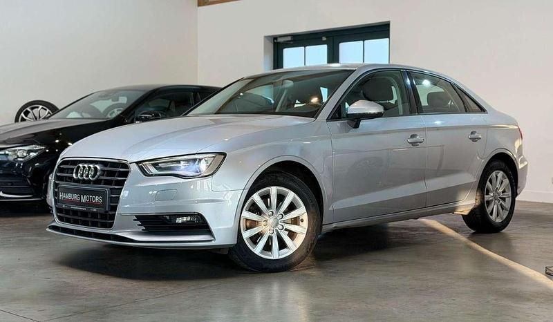 Gebraucht Audi A3 Attraction 125 PS (91 kW) 2015 Silber Limousine