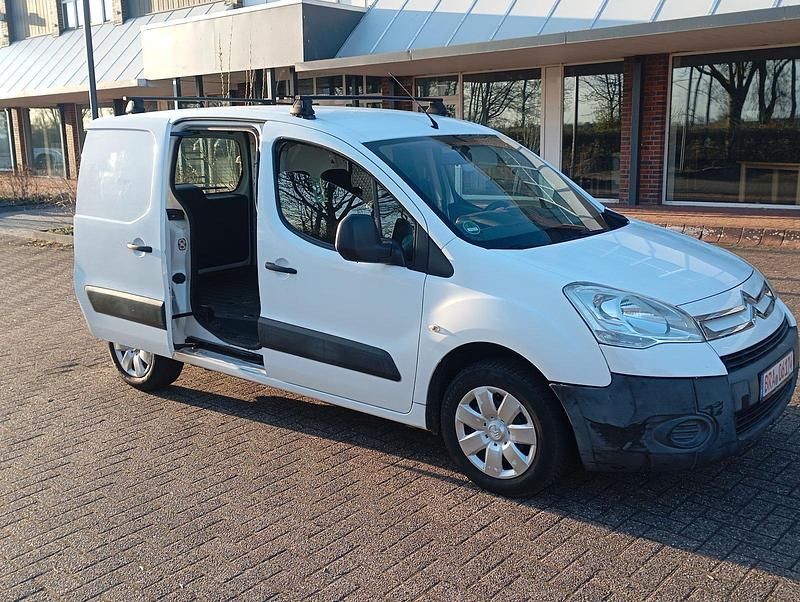 Gebraucht Citroën Berlingo 75 PS (55 kW) 2010 Weiß Van / Kleinbus