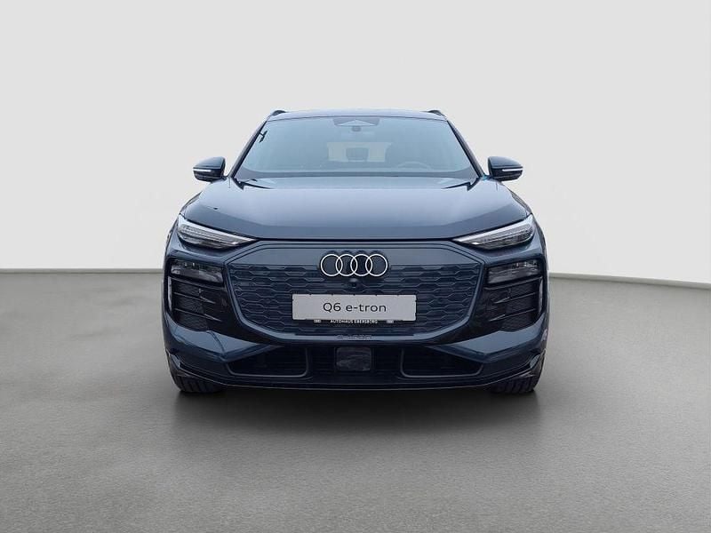 Neu Audi Q6 e-tron Performance 225 kW (306 PS) 2026 Blau SUV