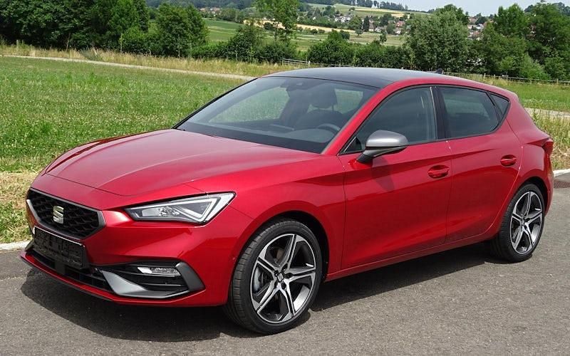 Gebraucht Seat Leon FR 190 PS (139 kW) 2023 Desire rot Limousine