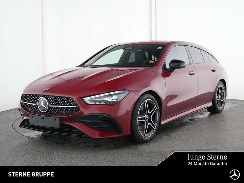 Manufaktur lack manufaktur pat Gebraucht 2024 Mercedes CLA200 AMG Kombi | 34.470 € (Fairer Preis) - Bild 1/4