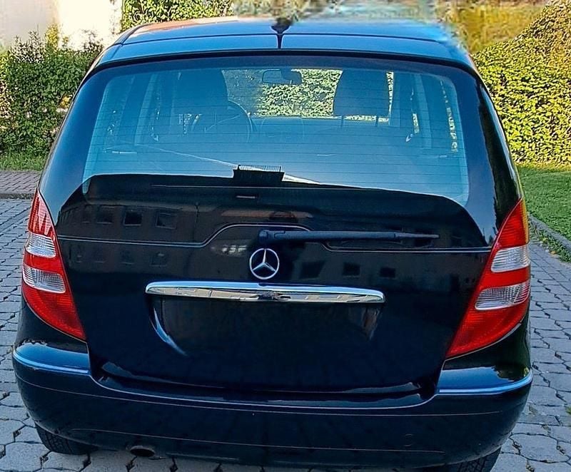 Gebraucht Mercedes A150 Elegance 95 PS (69 kW) 2006 Schwarz Van / Kleinbus