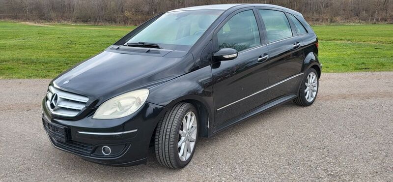 Schwarz Gebraucht 2007 Mercedes B200 Van / Kleinbus | 4.350 € (Fairer Preis) - Bild 1/4