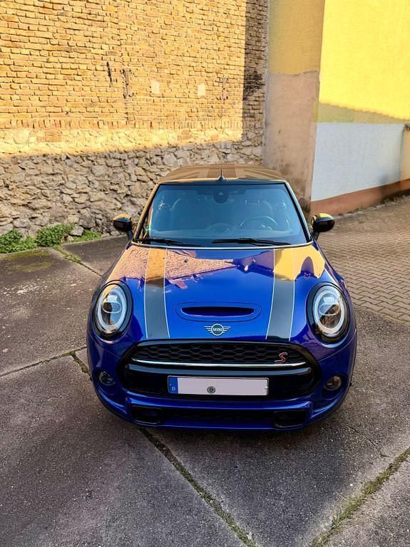 Gebraucht Mini Cooper S 192 PS (141 kW) 2019 Blau Kleinwagen