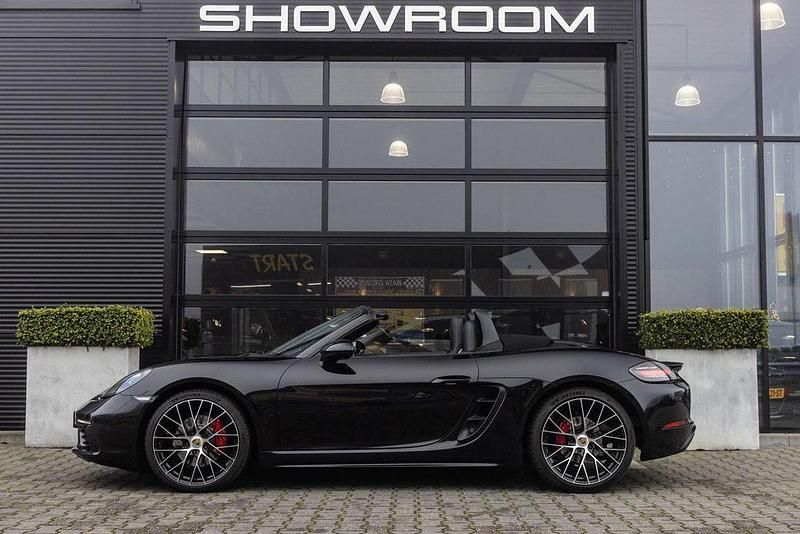 Gebraucht Porsche 718 Boxster 299 PS (219 kW) 2019 Schwarz Cabrio