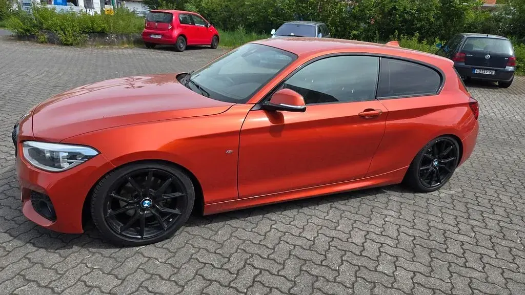 Gebraucht BMW 125 Performance 224 PS (164 kW) 2016 Orange Kleinwagen