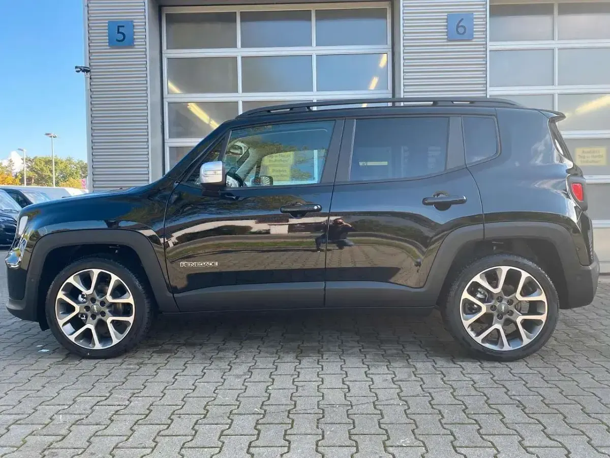 Gebraucht Jeep Renegade Limited 120 PS (88 kW) 2022 Black clear coat SUV