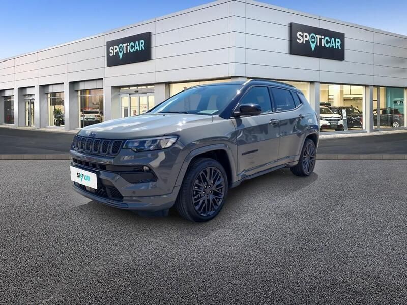 Grau Gebraucht 2022 Jeep Compass SUV | 23.440 € (Superpreis) - Bild 1/4