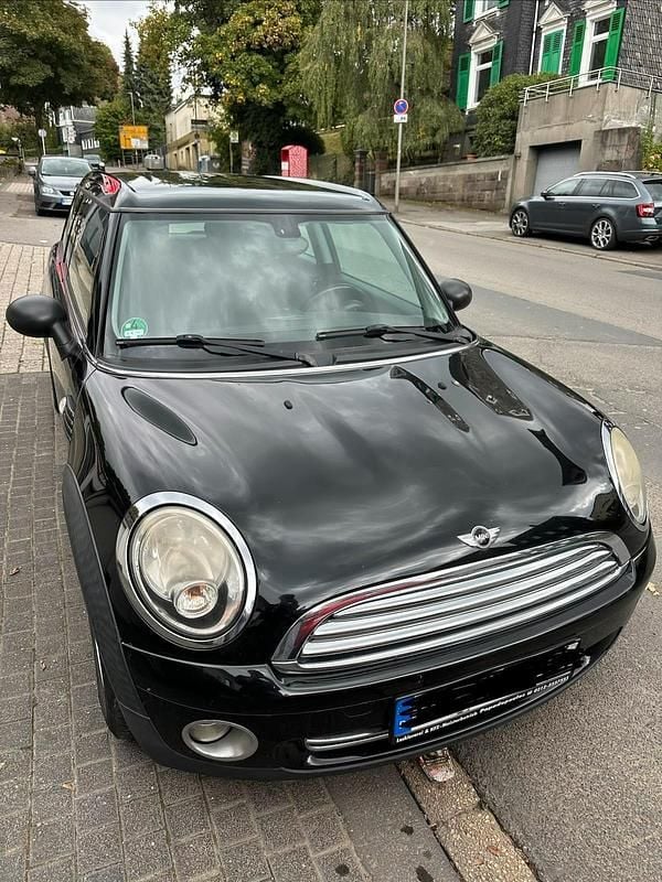 Schwarz Gebraucht 2009 Mini Clubman Kombi | 1.900 € (Superpreis) - Bild 1/4