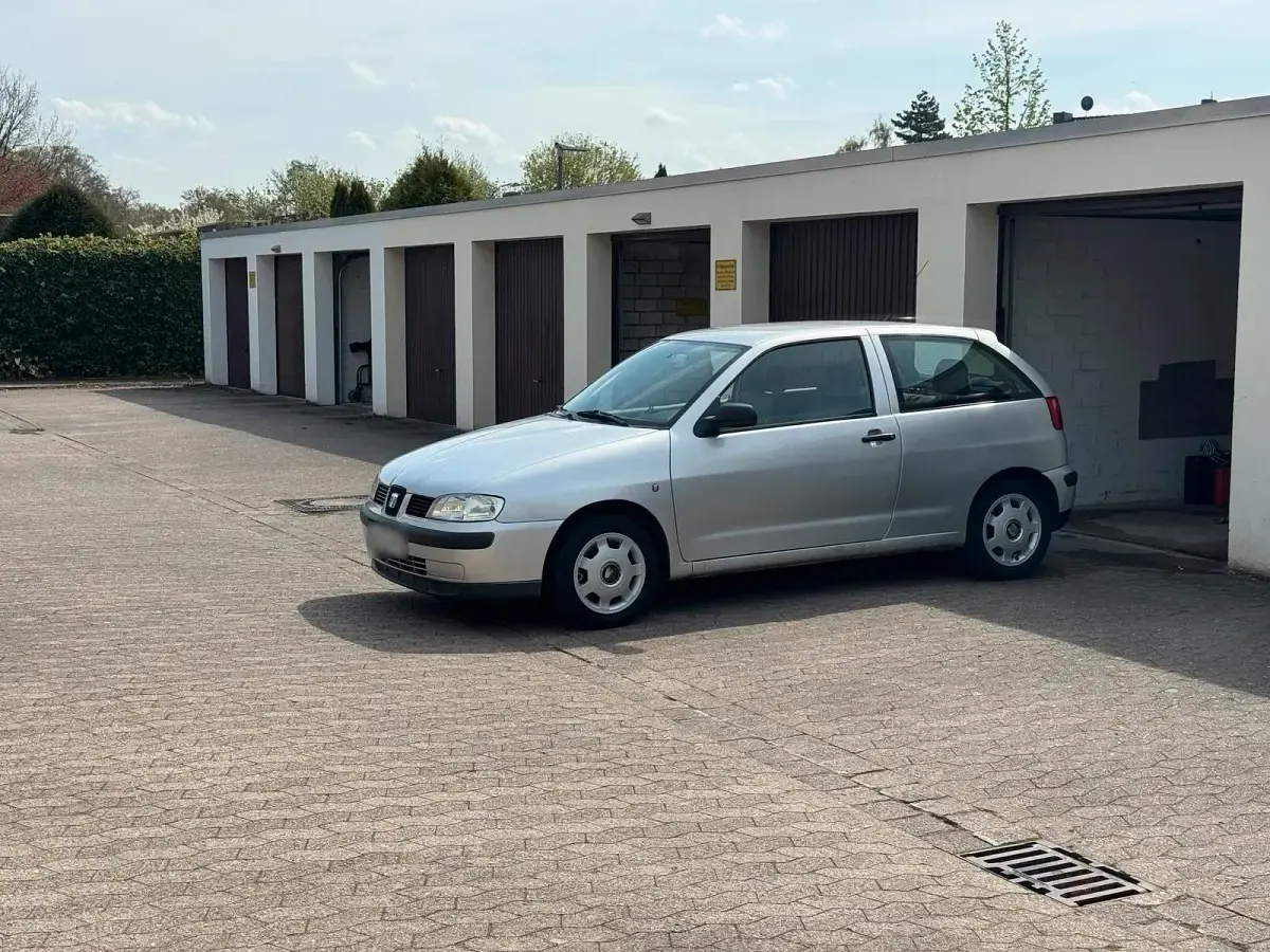 Gebraucht Seat Ibiza 64 PS (47 kW) 2001 Silber Kleinwagen