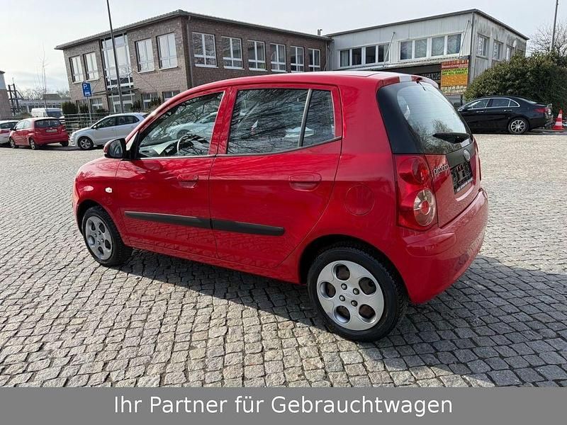 Gebraucht Kia Picanto Attract 65 PS (47 kW) 2011 Rot Kleinwagen