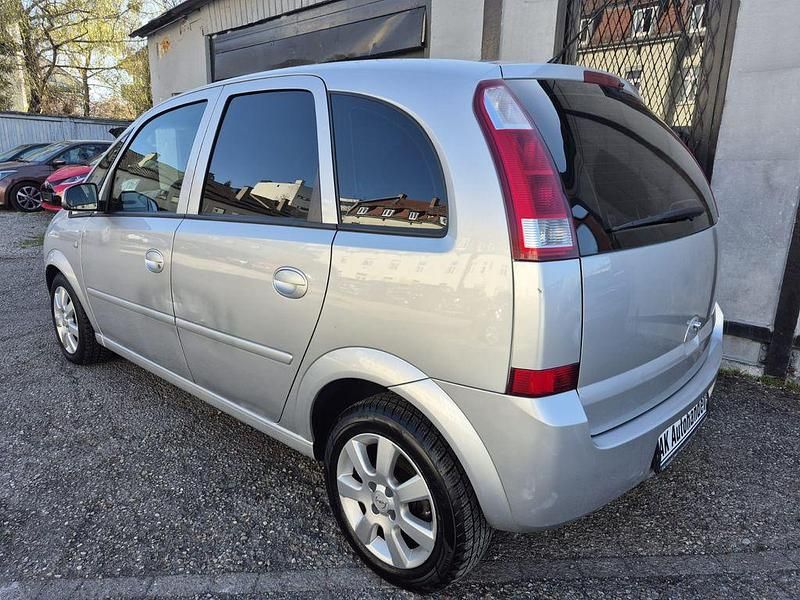 Gebraucht Opel Meriva Edition 90 PS (66 kW) 2006 Silber Van / Kleinbus