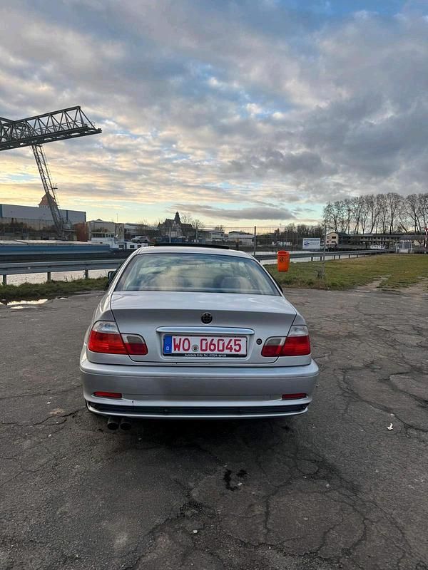 Gebraucht BMW 320 170 PS (125 kW) 2001 Grau Coupé