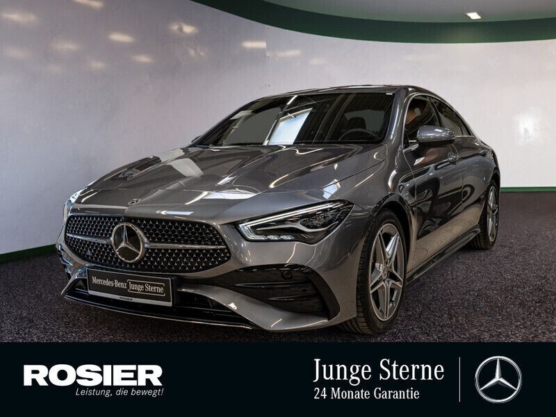 Grau / mountaingrau Gebraucht 2023 Mercedes CLA200 Premium Coupé | 36.190 € (Guter Preis) - Bild 1/4