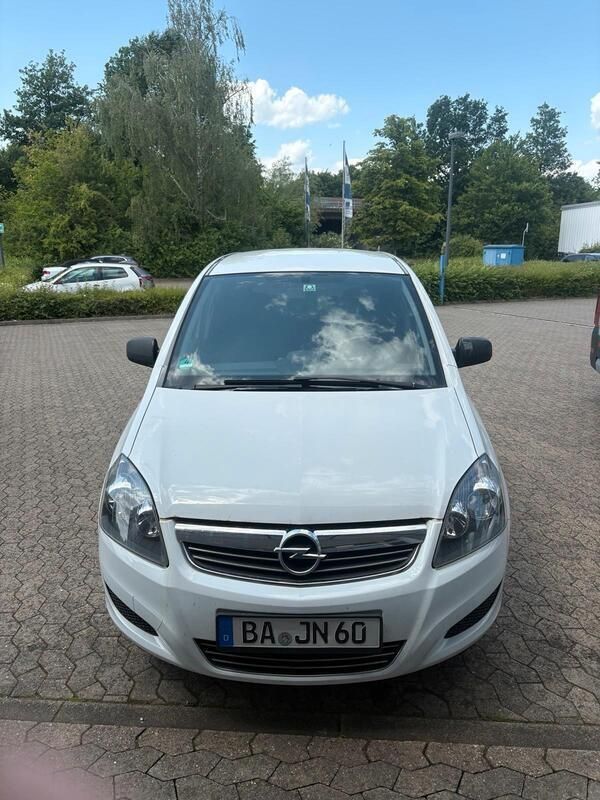 Weiß Gebraucht 2011 Opel Zafira Van / Kleinbus | 1.799 € (Superpreis) - Bild 1/4