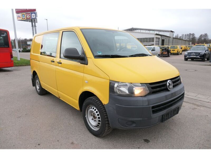 Gebraucht VW T5 84 PS (61 kW) 2011 Ginstergelb r1032 Van