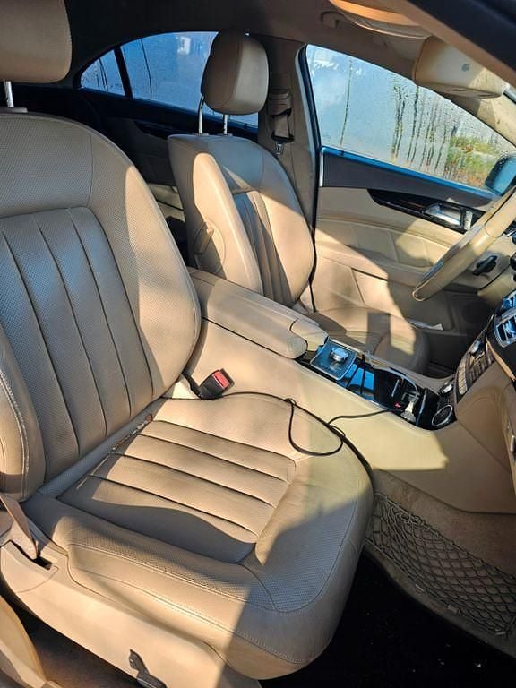 Gebraucht Mercedes CLS350 AMG 265 PS (194 kW) 2012 Schwarz Limousine