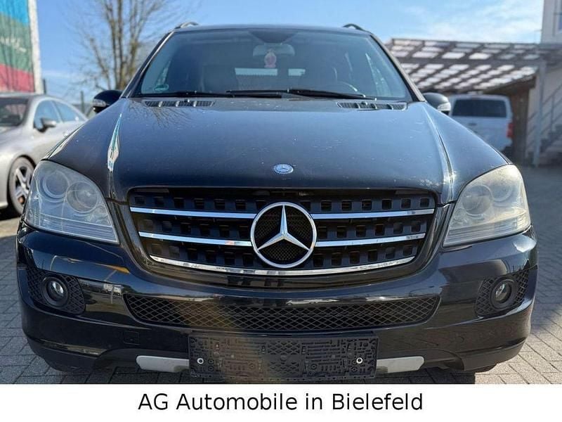 Gebraucht Mercedes ML280 190 PS (139 kW) 2007 Schwarz SUV