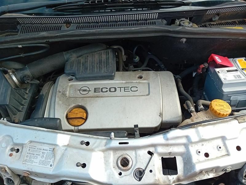 Gebraucht Opel Meriva 105 PS (77 kW) 2004 Van / Kleinbus