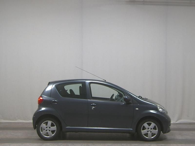 Dark grey metallic Gebraucht 2008 Toyota Aygo Kleinwagen | 1.250 € (Guter Preis) - Bild 1/4