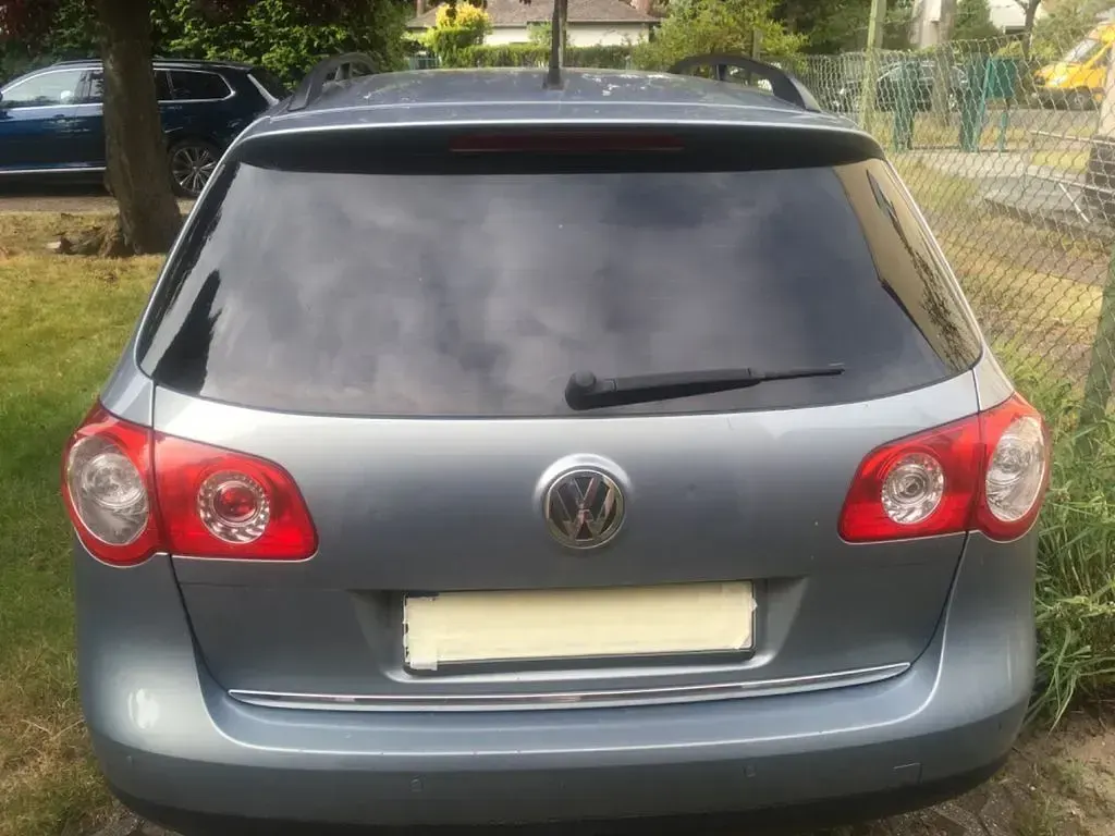 Gebraucht VW Passat Trendline 170 PS (125 kW) 2011 Grau Kombi