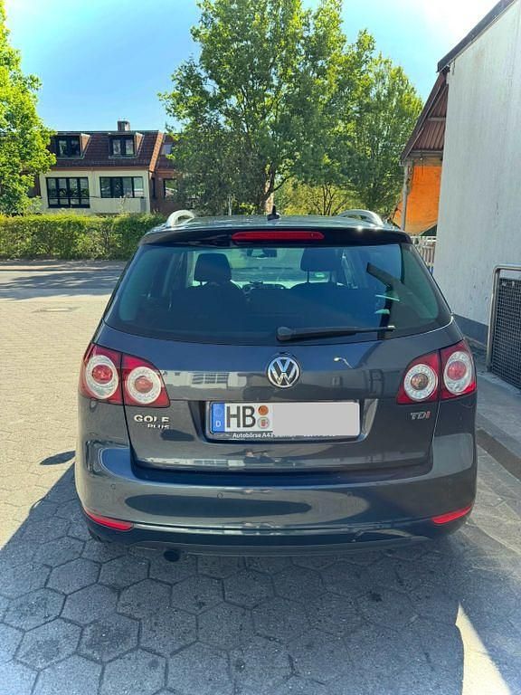 Używany VW Golf Plus Cross Match 105 KM (77 kW) 2012 Minivan
