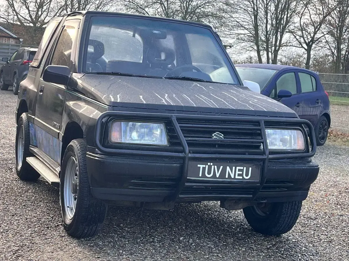 Gebraucht Suzuki Vitara 80 PS (58 kW) 1992 Schwarz Cabrio