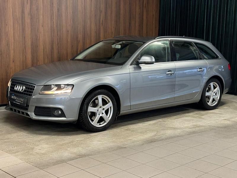 Grau Gebraucht 2009 Audi A4 Ambition Kombi | 3.980 € (Fairer Preis) - Bild 1/4