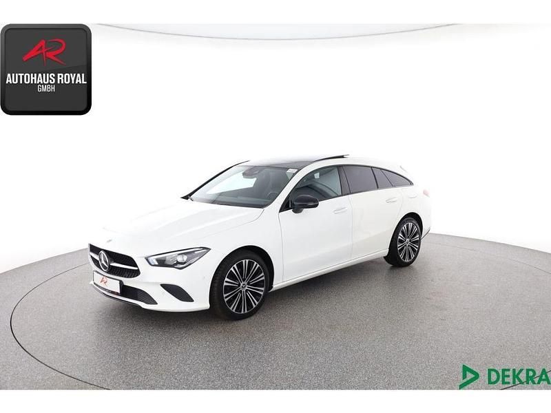 Weiss Gebraucht 2021 Mercedes CLA200 Kombi | 27.879 € (Fairer Preis) - Bild 1/4
