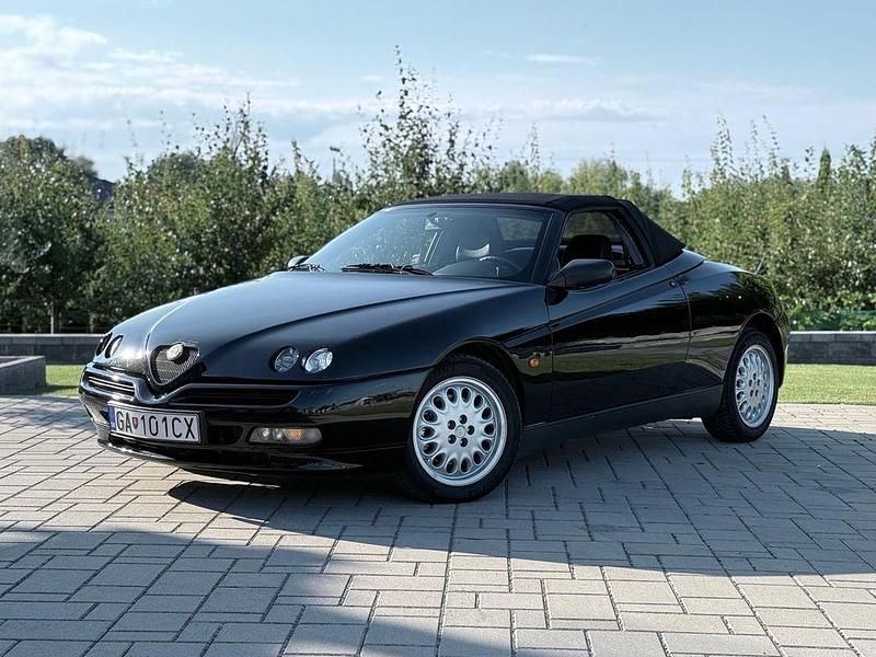 Schwarz Gebraucht 1996 Alfa Romeo Spider Lusso Cabrio | 14.000 € - Bild 1/4