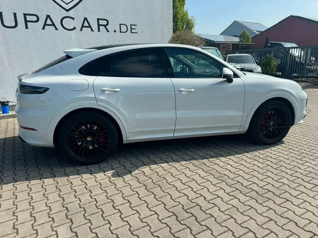 Gebraucht Porsche Cayenne Coupe 460 PS (338 kW) 2022 Weiß SUV