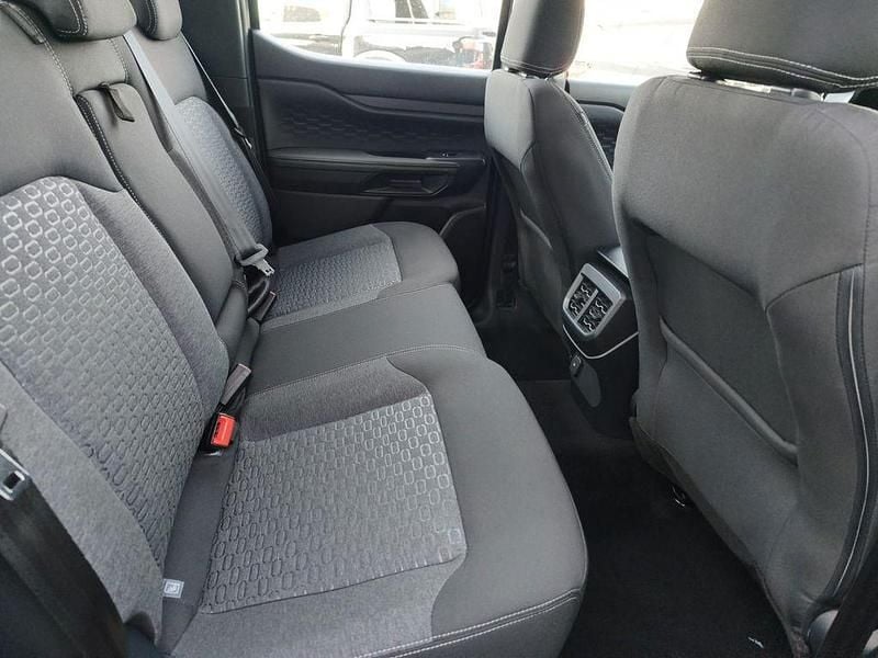 Neu Ford Ranger XLT 170 PS (125 kW) 2026 Grau Pickup