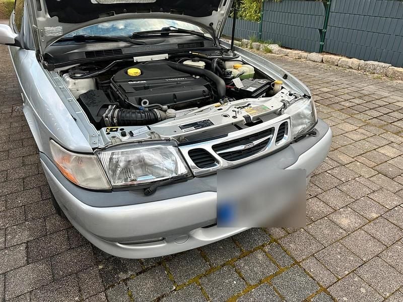 Second-hand Saab 9-3 230 CP (169 kW) 2000 Argintiu Cabrio