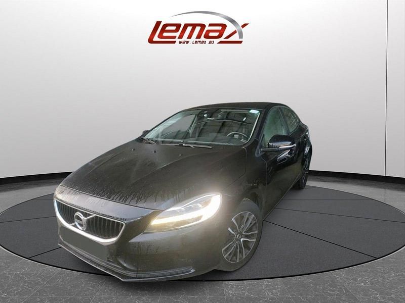 Schwarz Gebraucht 2019 Volvo V40 Limousine | 10.472 € (Etwas zu teuer) - Bild 1/3