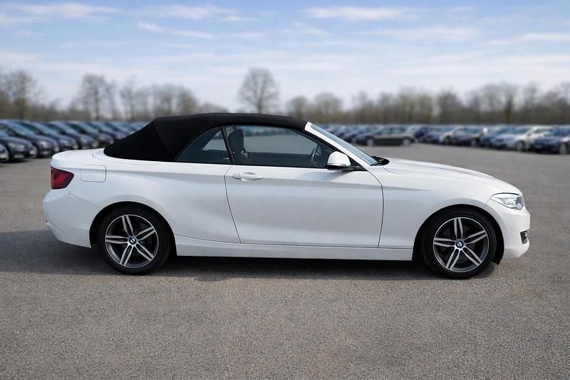 Gebraucht BMW 220 Advantage 190 PS (139 kW) 2015 Weiß Cabrio