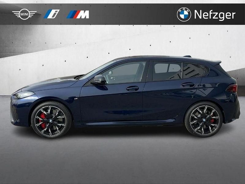 Neu BMW M135 Performance 300 PS (220 kW) 2025 Blau Kleinwagen