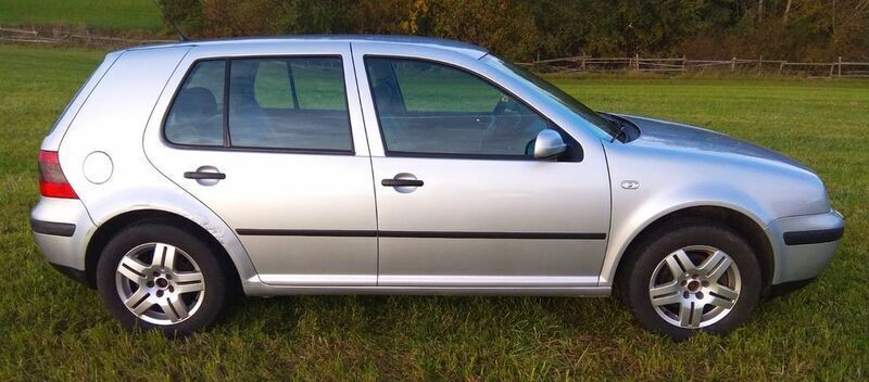 Gebraucht VW Golf IV Highline 116 PS (85 kW) 2001 Silber Limousine