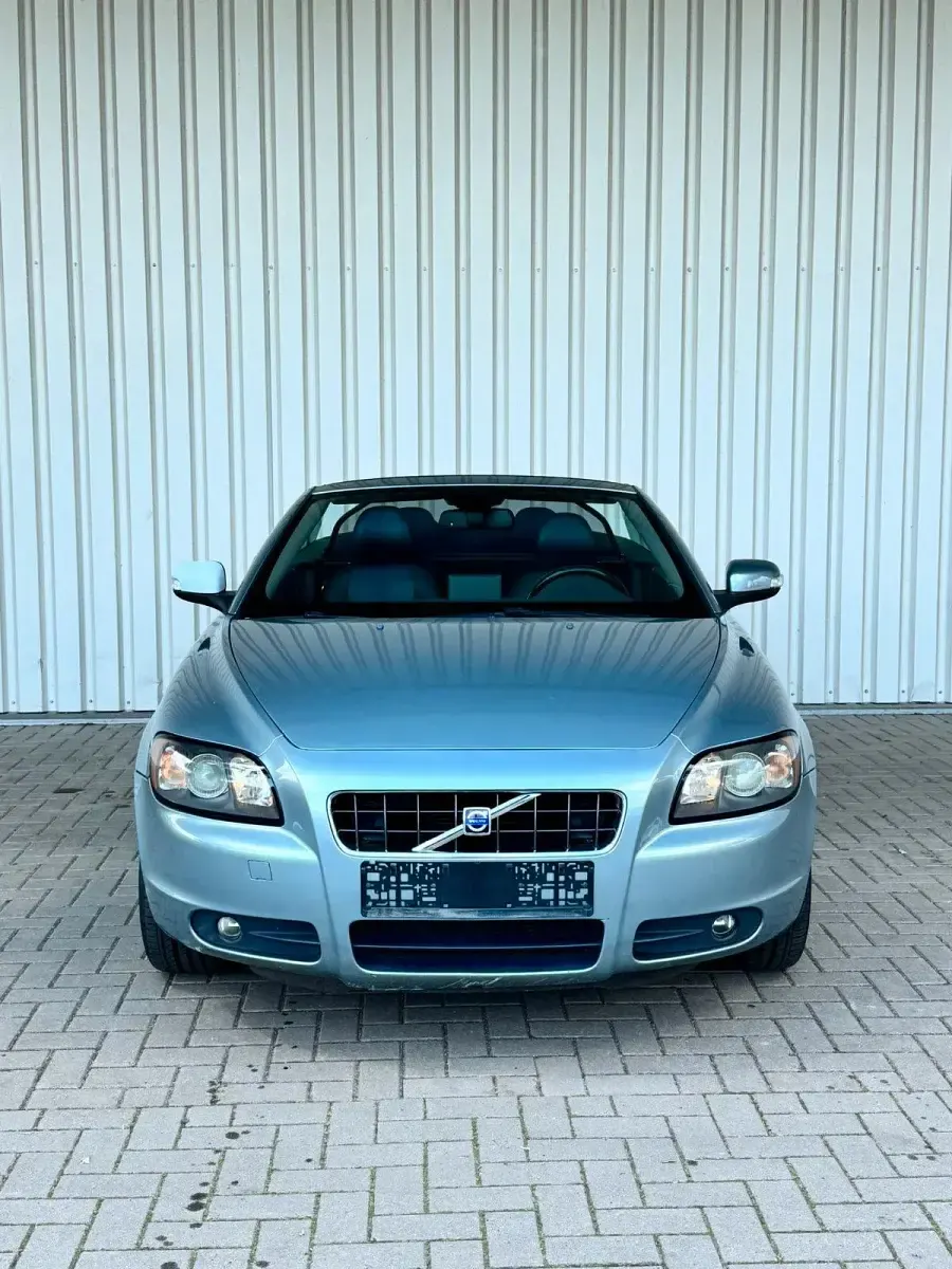 Używany Volvo C70 179 KM (131 kW) 2007 Niebieski Kabriolet