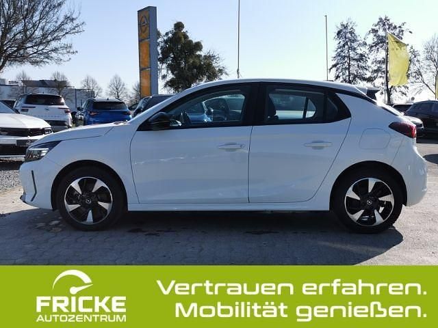 Gebraucht Opel Corsa-e Edition 100 kW (136 PS) 2023 Weiss Kleinwagen