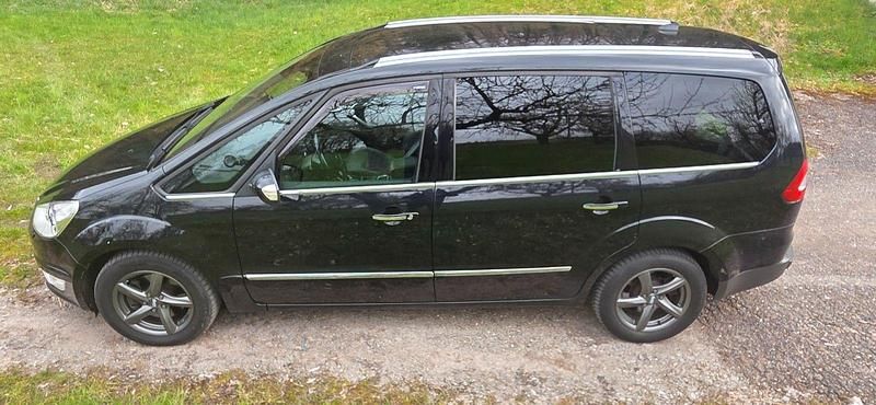 Gebraucht Ford Galaxy Titanium 200 PS (147 kW) 2013 Schwarz Van / Kleinbus