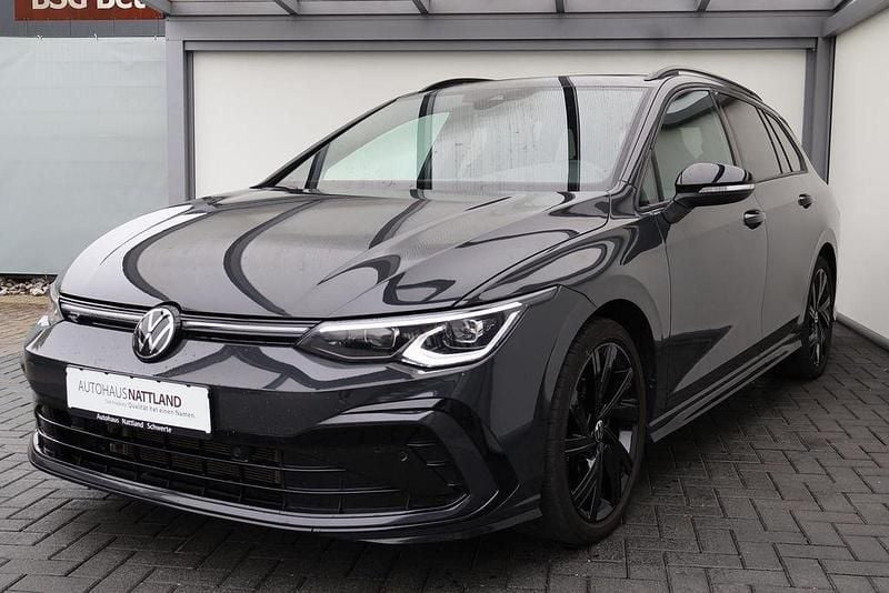 Gebraucht VW Golf VIII R-line 190 PS (139 kW) 2024 Grau Limousine