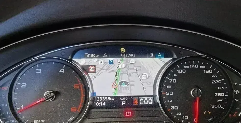 Gebraucht Audi A4 Sport 204 PS (150 kW) 2024 Weiß Kombi