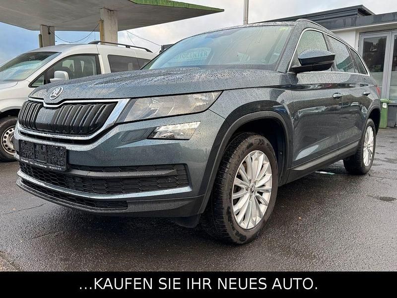 Grau Gebraucht 2017 Skoda Kodiaq Ambition SUV | 19.990 € (Etwas zu teuer) - Bild 1/4